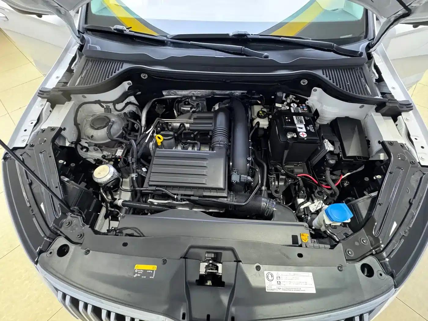 Karoq 2022 TSI280 Premium Edition — миниатюра 19