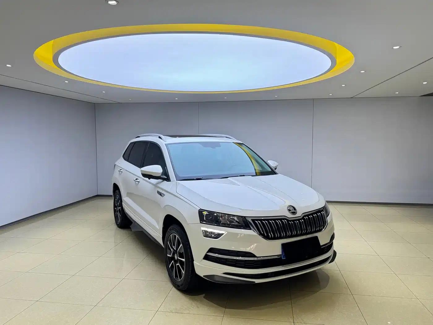 Karoq 2022 TSI280 Premium Edition — миниатюра 3