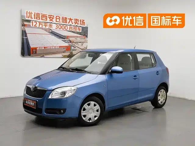 Fabia 2008 1.4L Manual Crystal Edition