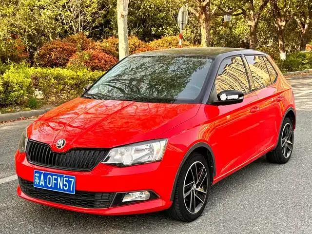 Fabia 2015 1.6L Automatic Sport Edition