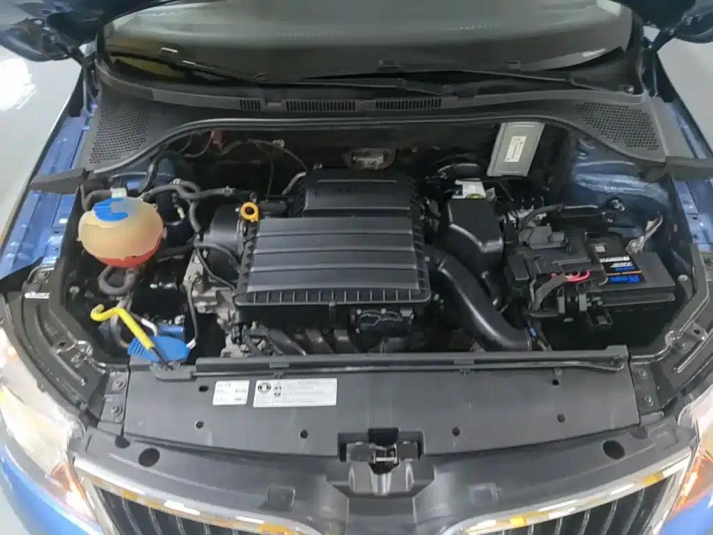 Rapid 2016 1.6L Automatic Comfort Edition — миниатюра 20