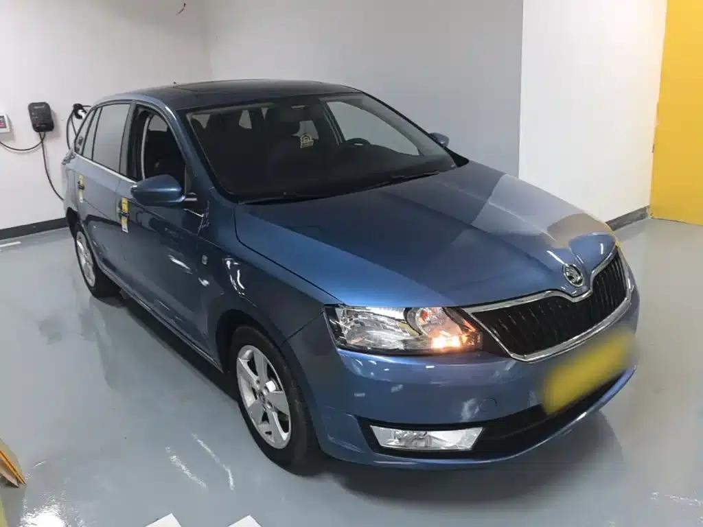 Rapid 2016 1.6L Automatic Comfort Edition — миниатюра 4