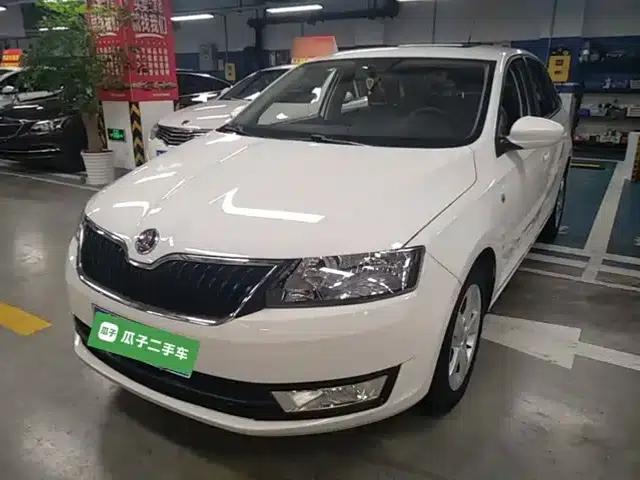 Rapid 2014 1.6L Manual Enjoy Edition