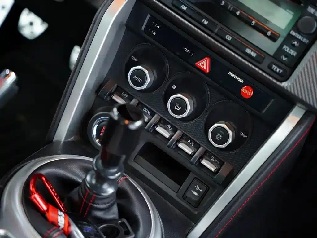 Subaru BRZ 2015 2.0i Manual — миниатюра 48