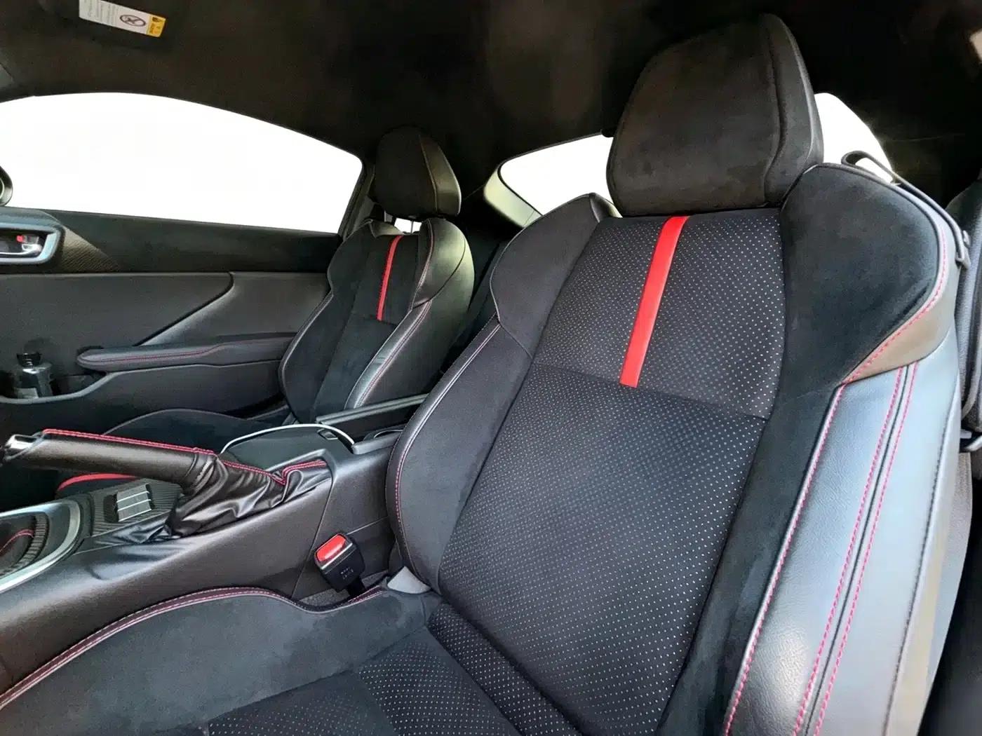 2022 Subaru BRZ 2.4L Manual — миниатюра 5