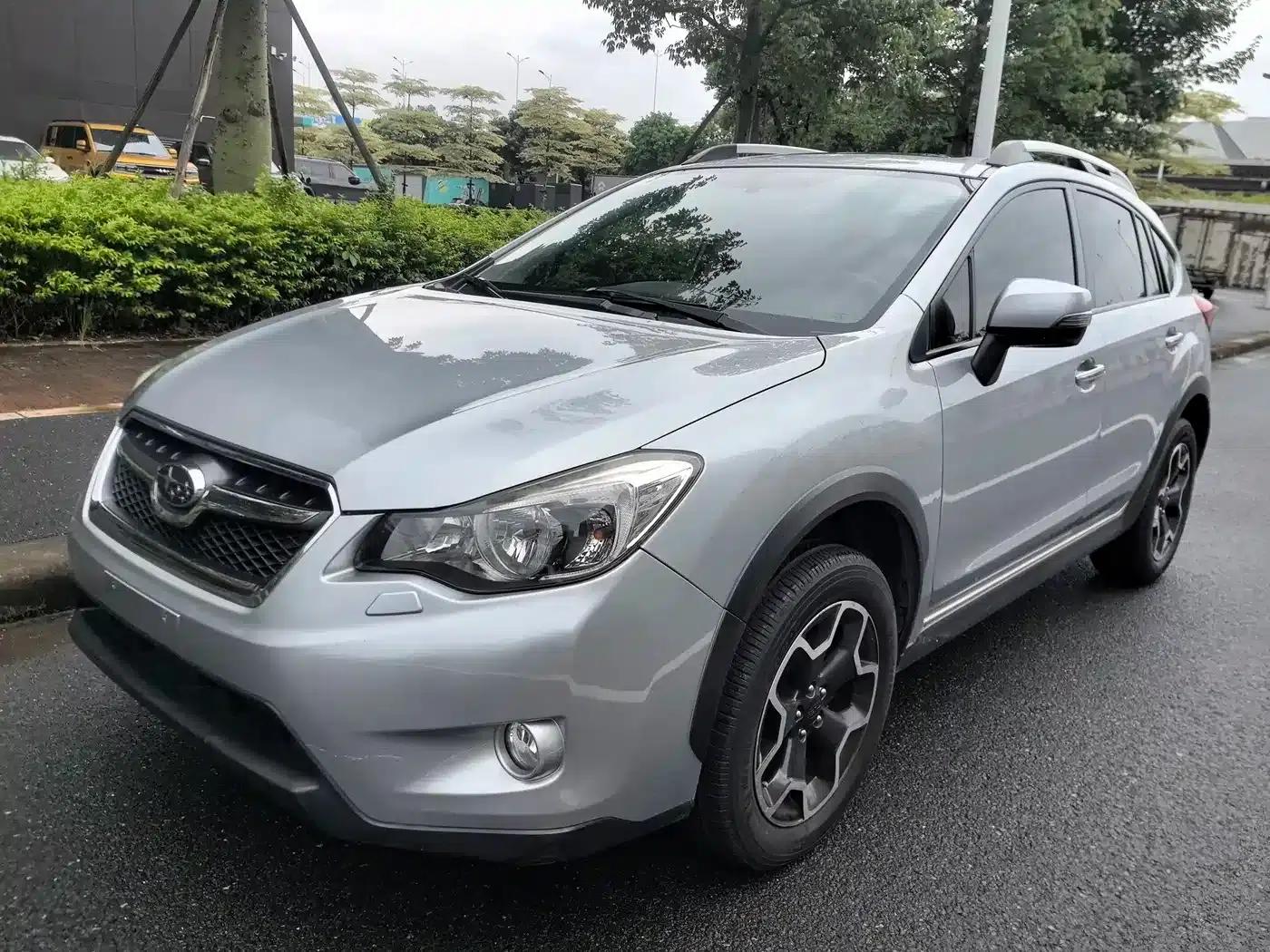 Subaru XV 2012 2.0i Luxury Edition — миниатюра 1