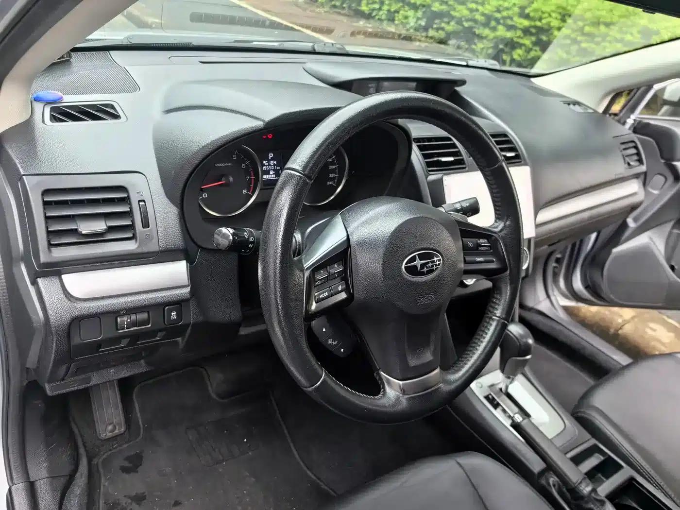 Subaru XV 2012 2.0i Luxury Edition — миниатюра 11