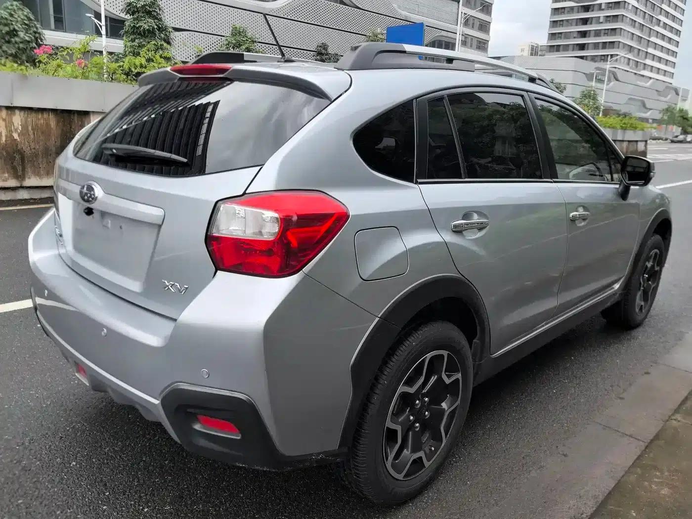 Subaru XV 2012 2.0i Luxury Edition — миниатюра 4