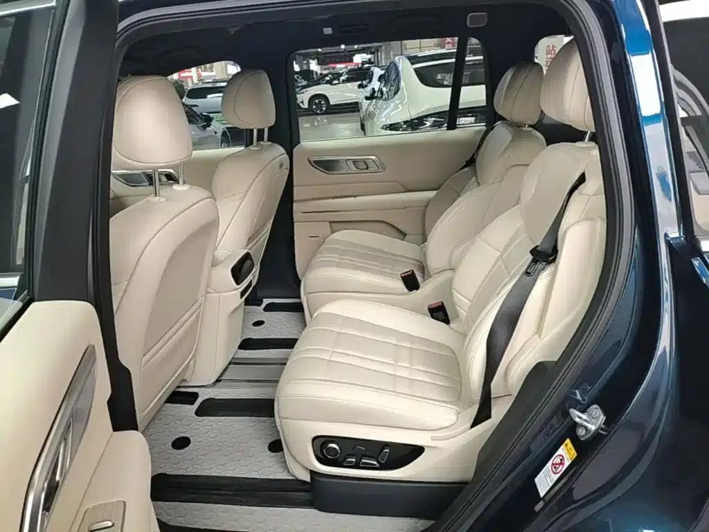 Deep Blue S09 2025 Model, Rear-Wheel Drive Ultra+ — миниатюра 17