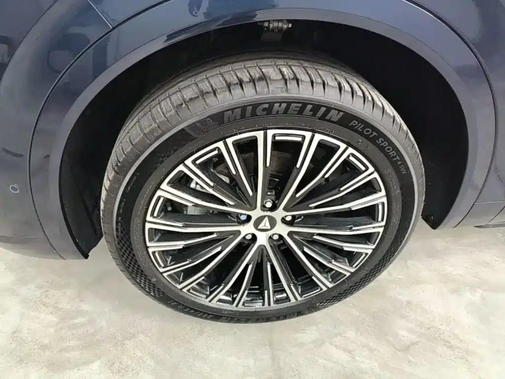 Deep Blue S09 2025 Model, Rear-Wheel Drive Ultra+ — миниатюра 23