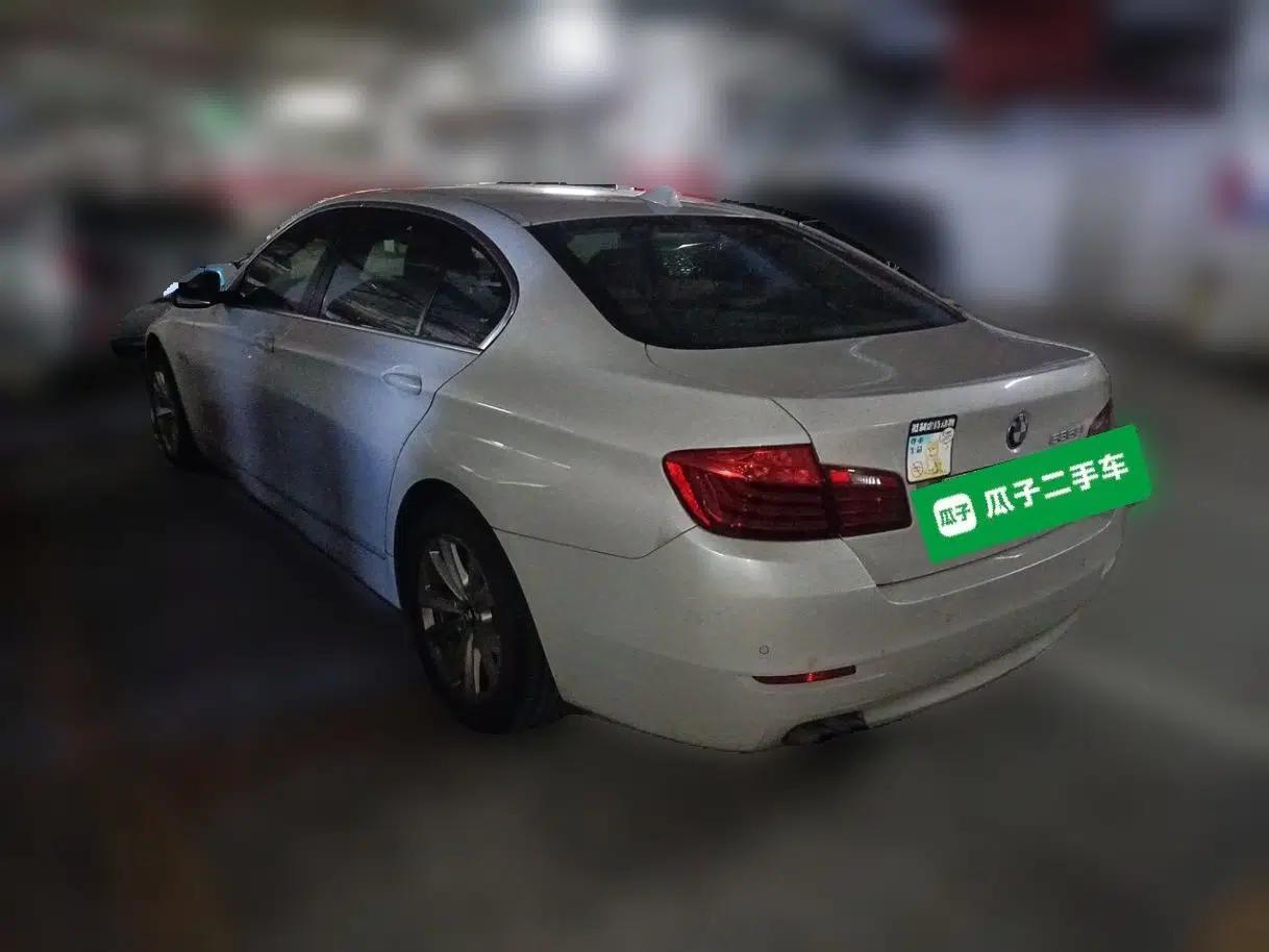 BMW 5 Series 2017 520Li Elegant Edition — миниатюра 4