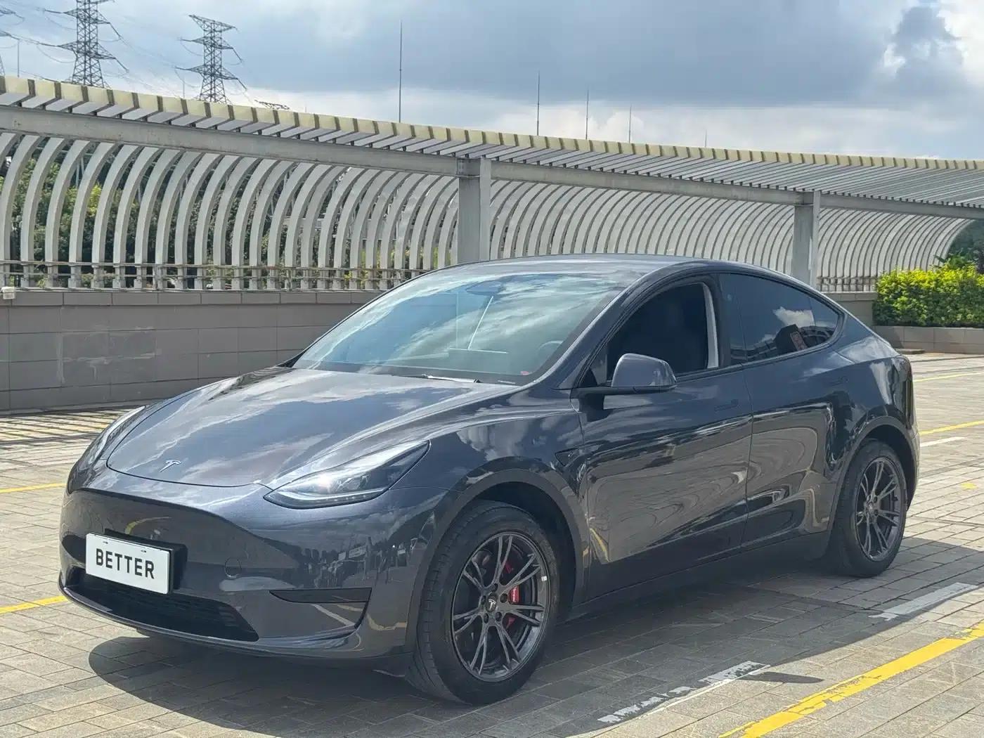 Model Y 2024 Rear-Wheel Drive — миниатюра 1