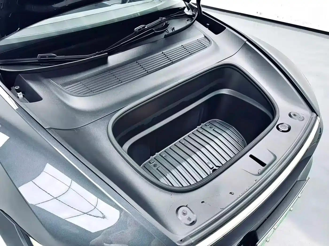 Model Y 2025 Rear-Wheel Drive — миниатюра 4