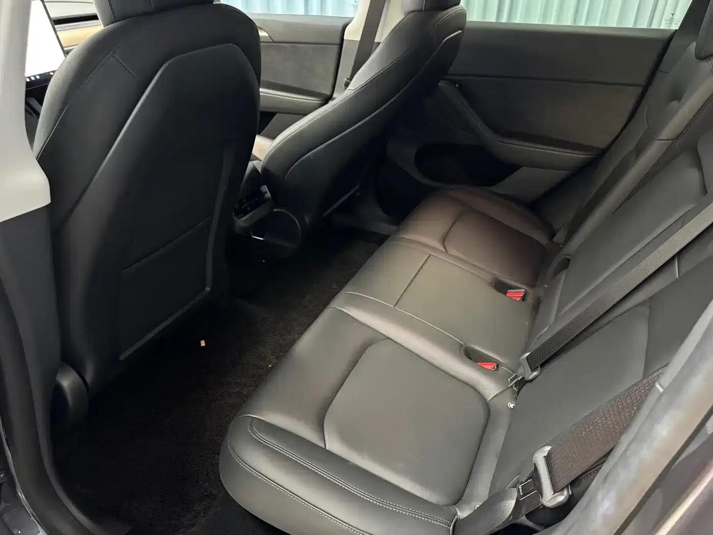 Model Y 2021 Long Range All-Wheel Drive — миниатюра 5