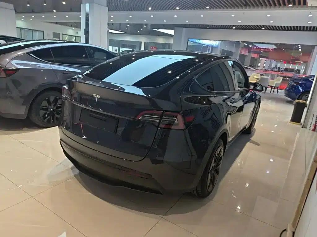 Model Y 2024 Rear-Wheel Drive — миниатюра 7