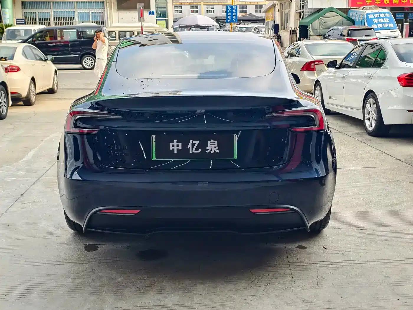 Model 3 2025 Facelift Rear-Wheel Drive Version — миниатюра 4