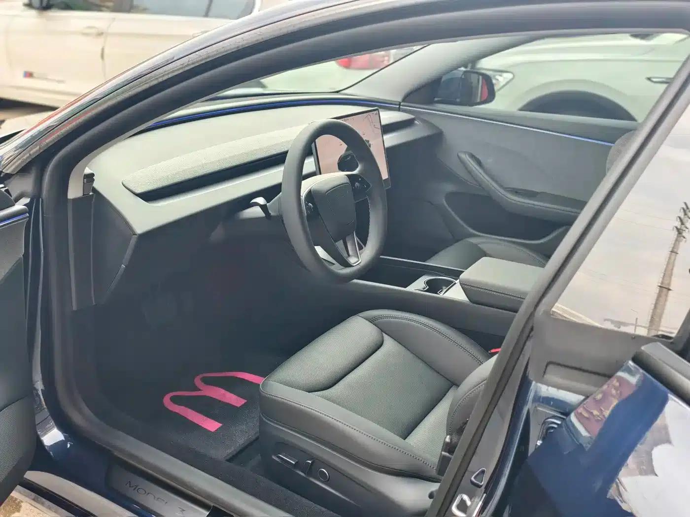 Model 3 2025 Facelift Rear-Wheel Drive Version — миниатюра 8