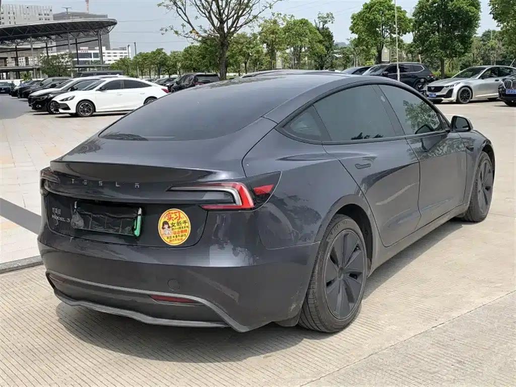 Model 3 2023 Rear-Wheel Drive — миниатюра 8