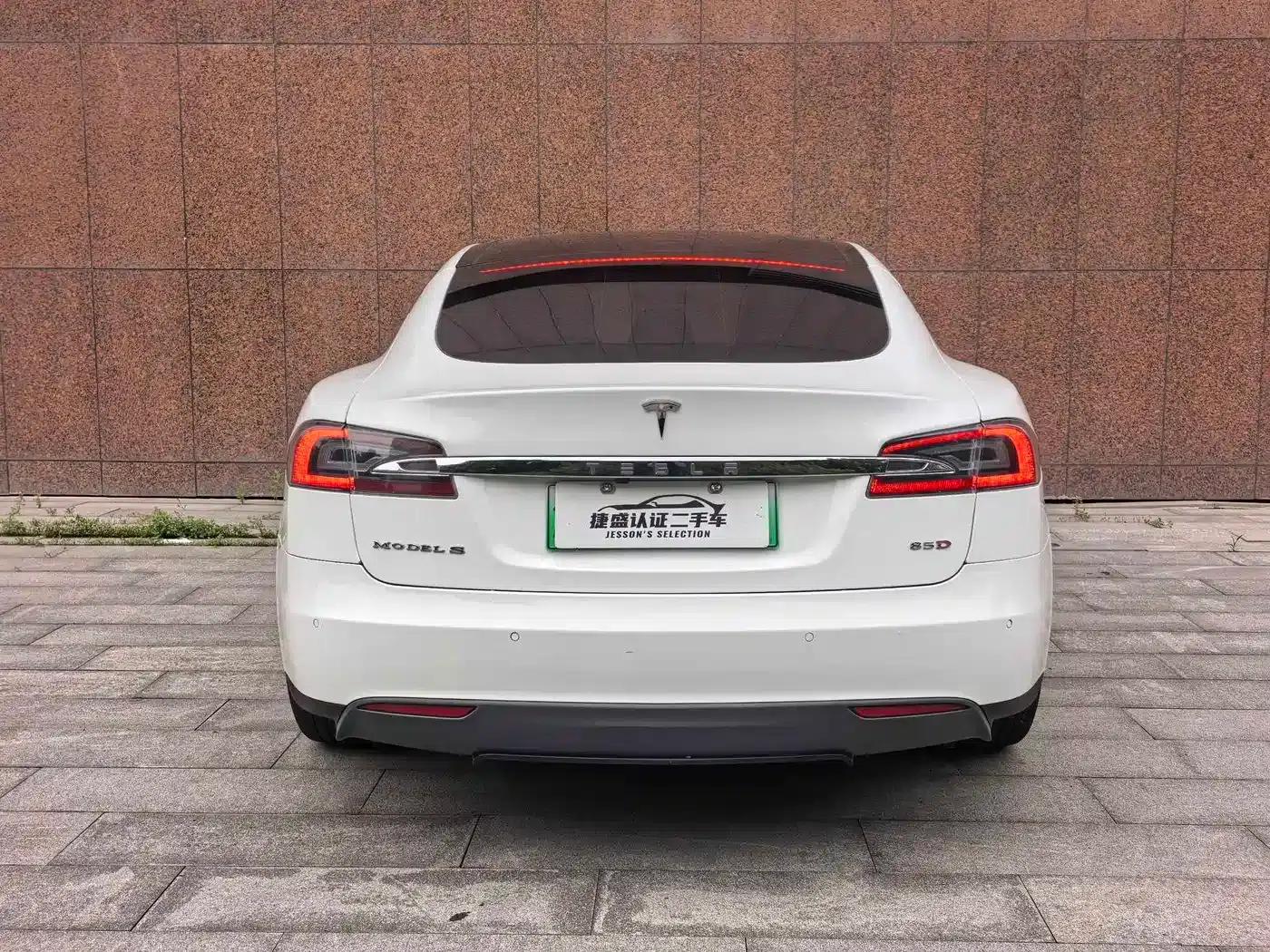2016 Model S 70 — миниатюра 5