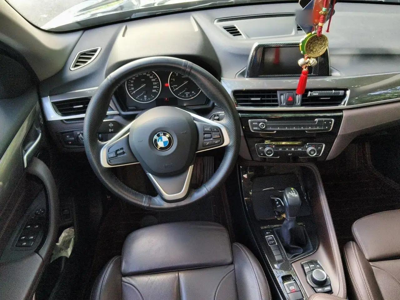 BMW X1 2018 sDrive18Li Luxury Model — миниатюра 10