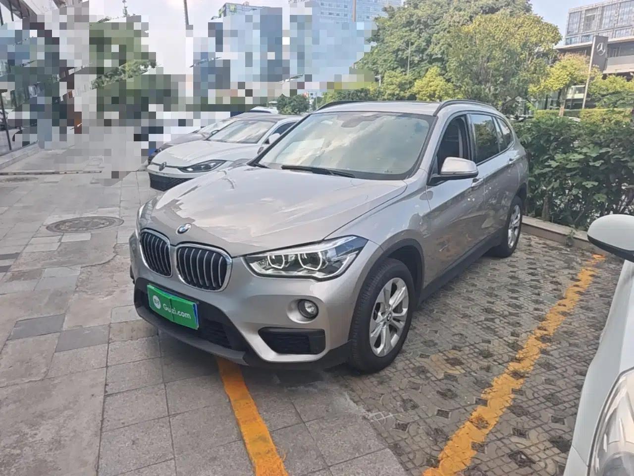 BMW X1 2016 sDrive18Li Premium Edition — миниатюра 1