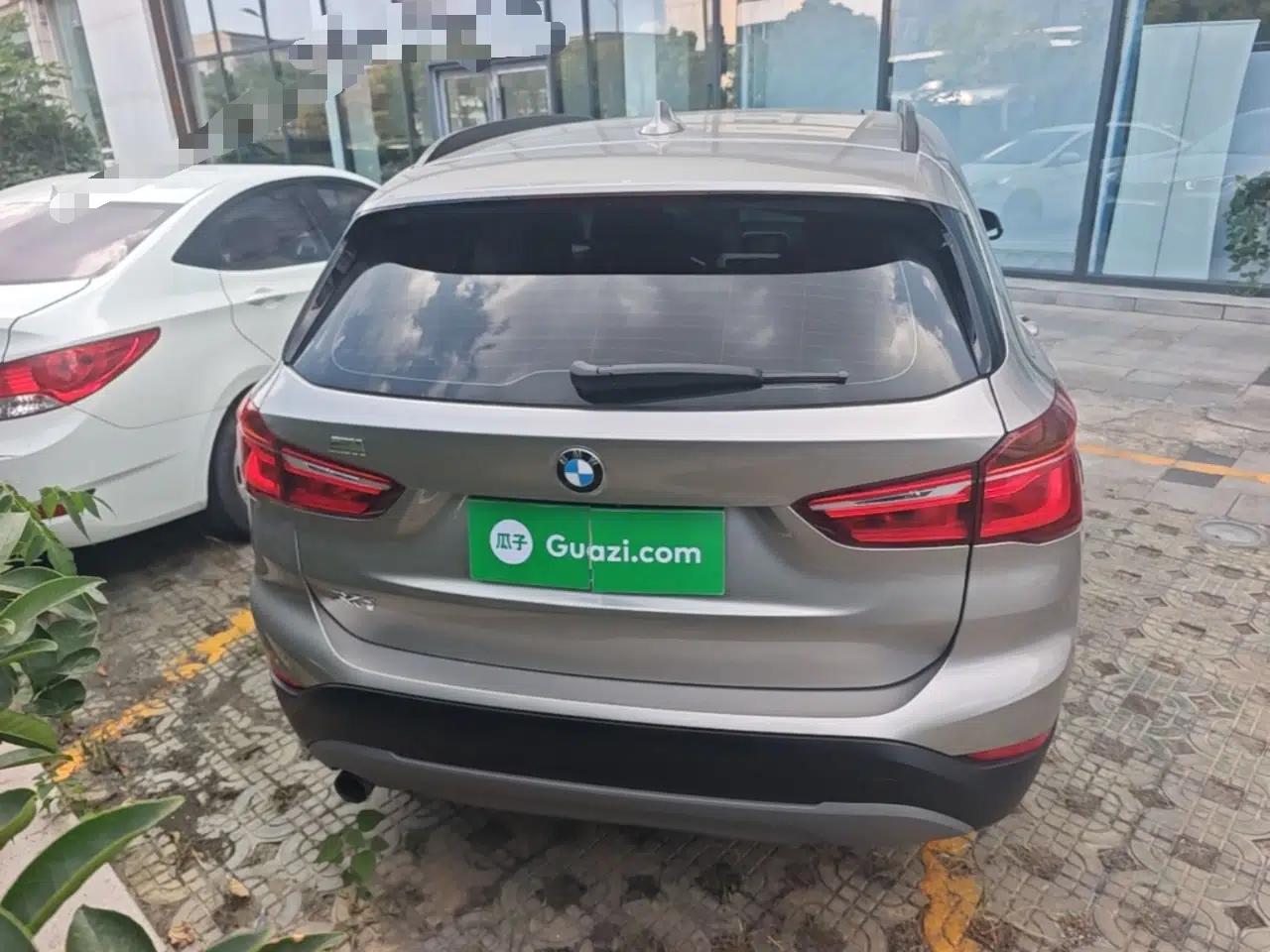 BMW X1 2016 sDrive18Li Premium Edition — миниатюра 5