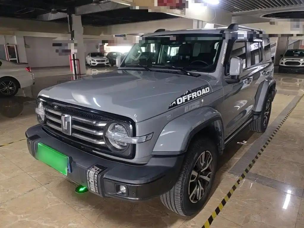 The 2021 Tank 300 City Edition 2.0T is very stylish. — миниатюра 1