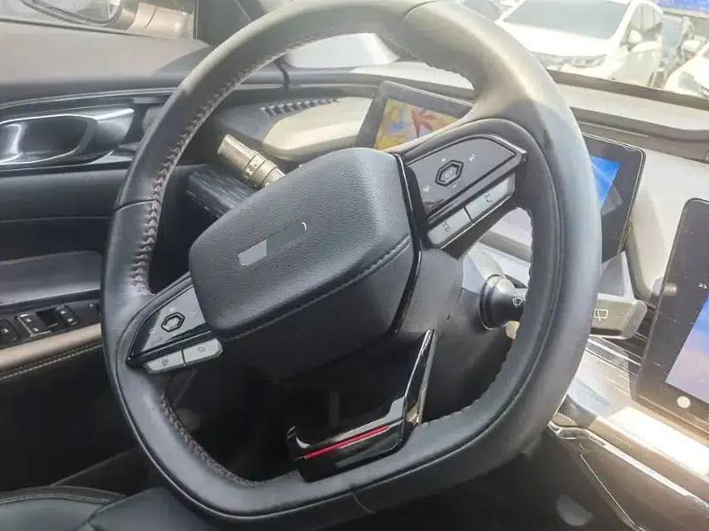 Changan Oushang Z6 2022 Blue Whale 1.5T DCT Smart Navigation Edition — миниатюра 7