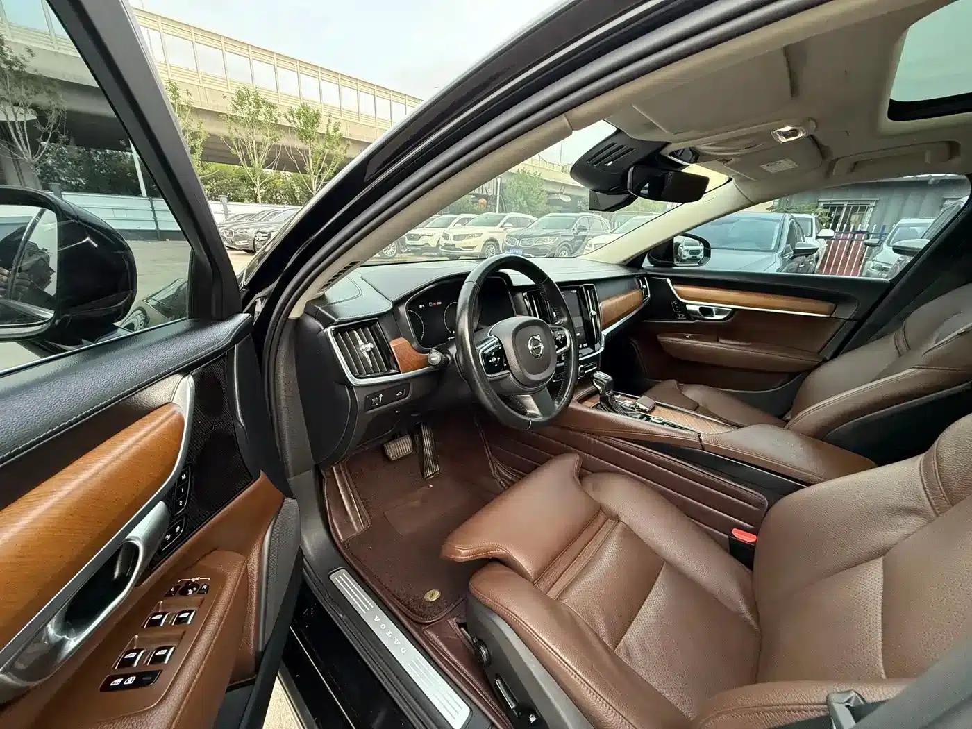 Volvo S90 2020 T5 Inscription Luxury Edition — миниатюра 7