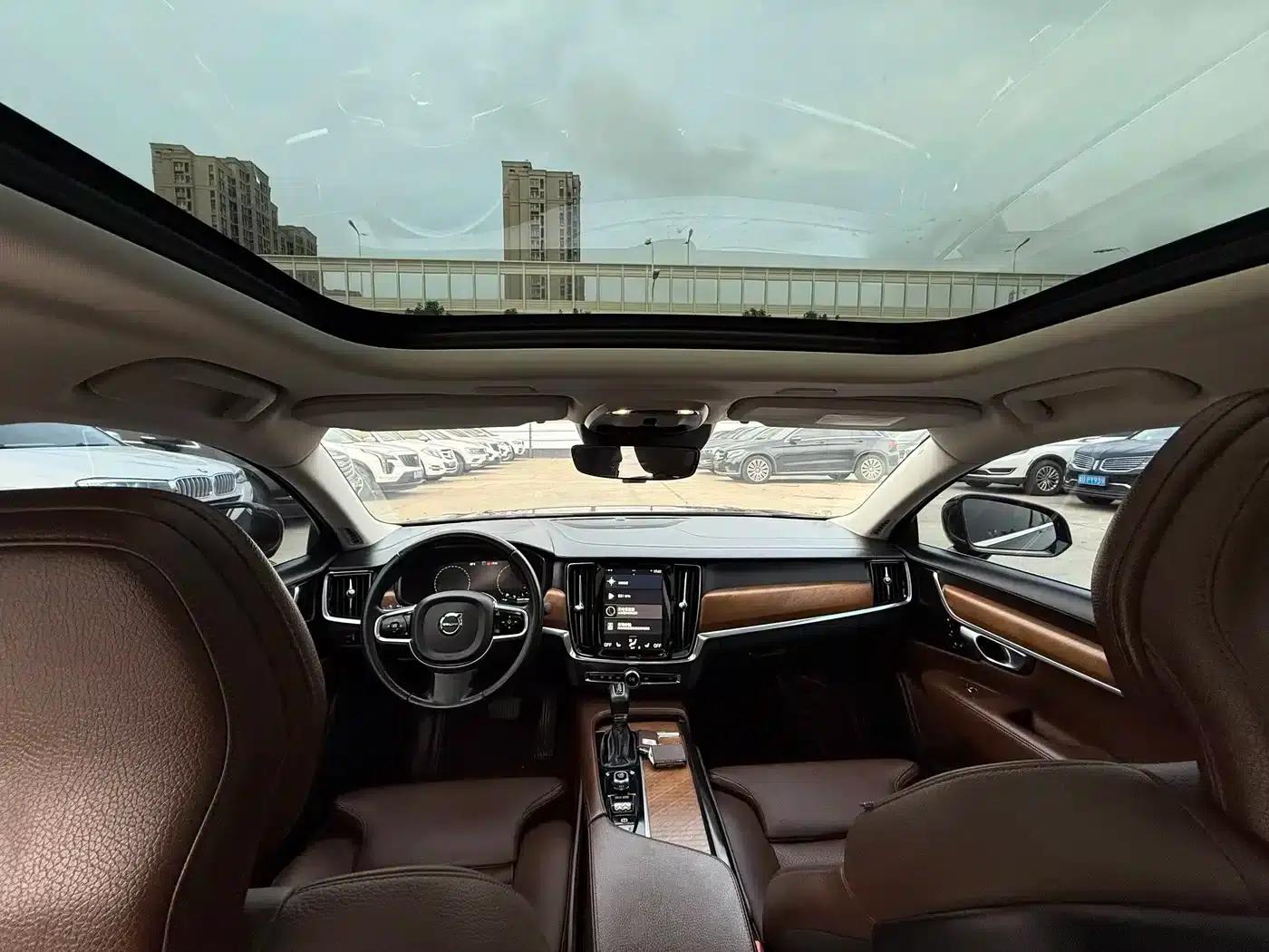 Volvo S90 2020 T5 Inscription Luxury Edition — миниатюра 10