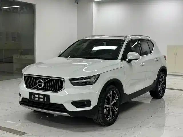 2021 Volvo XC40 T4 AWD Inscription Luxury Edition