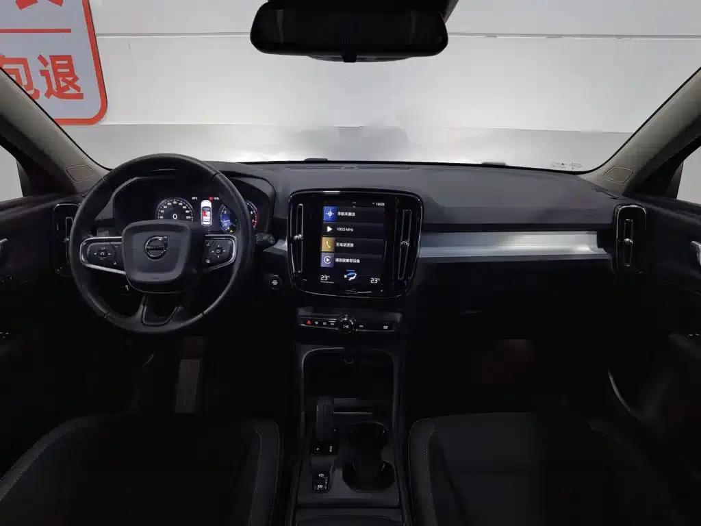 Volvo XC40 2020 T3 Smart Fashion Edition — миниатюра 5
