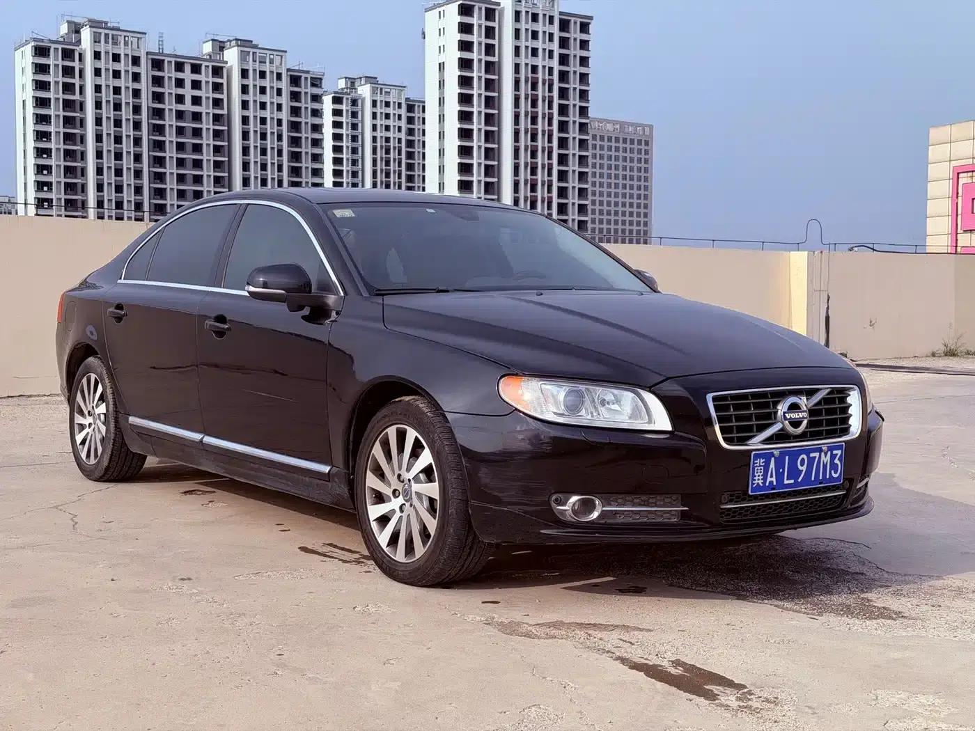 2012 Volvo S80L 2.0T T5 Smart Edition — миниатюра 3