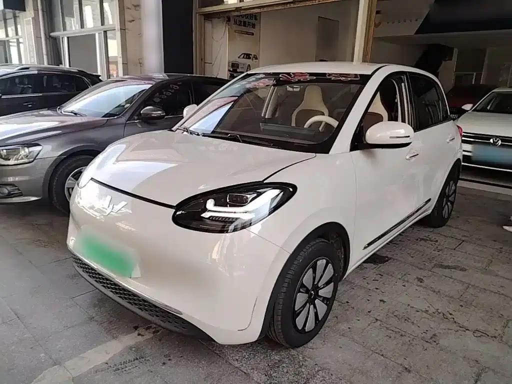 Wuling Bingo 2023 Model, 203km Comfort Edition — миниатюра 1