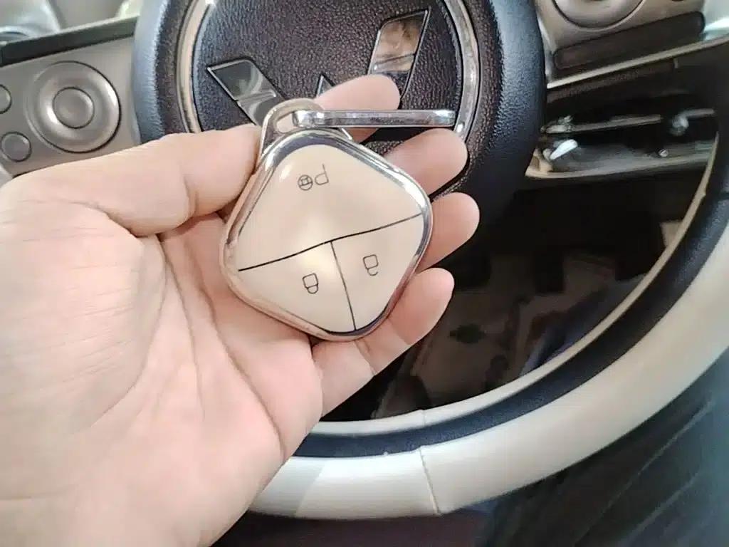 Wuling Bingo 2023 Model, 203km Comfort Edition — миниатюра 9