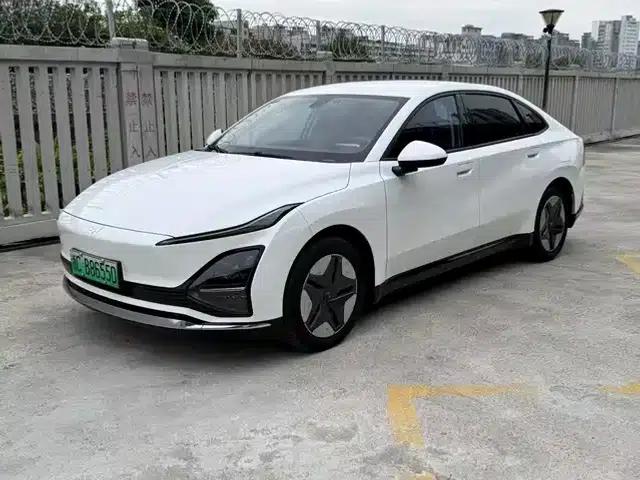 Wuling Xingguang 2024 Co-creation Edition 410 Standard Model