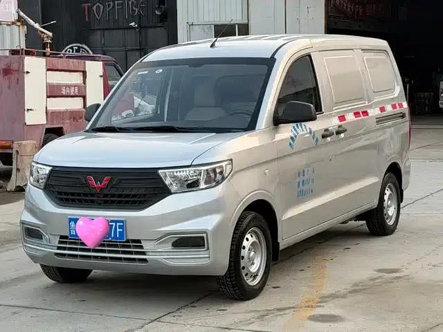 Wuling Hongguang V 2022 1.5L Jinqu Edition with Sealed Windows and Electric Power Assist LAR