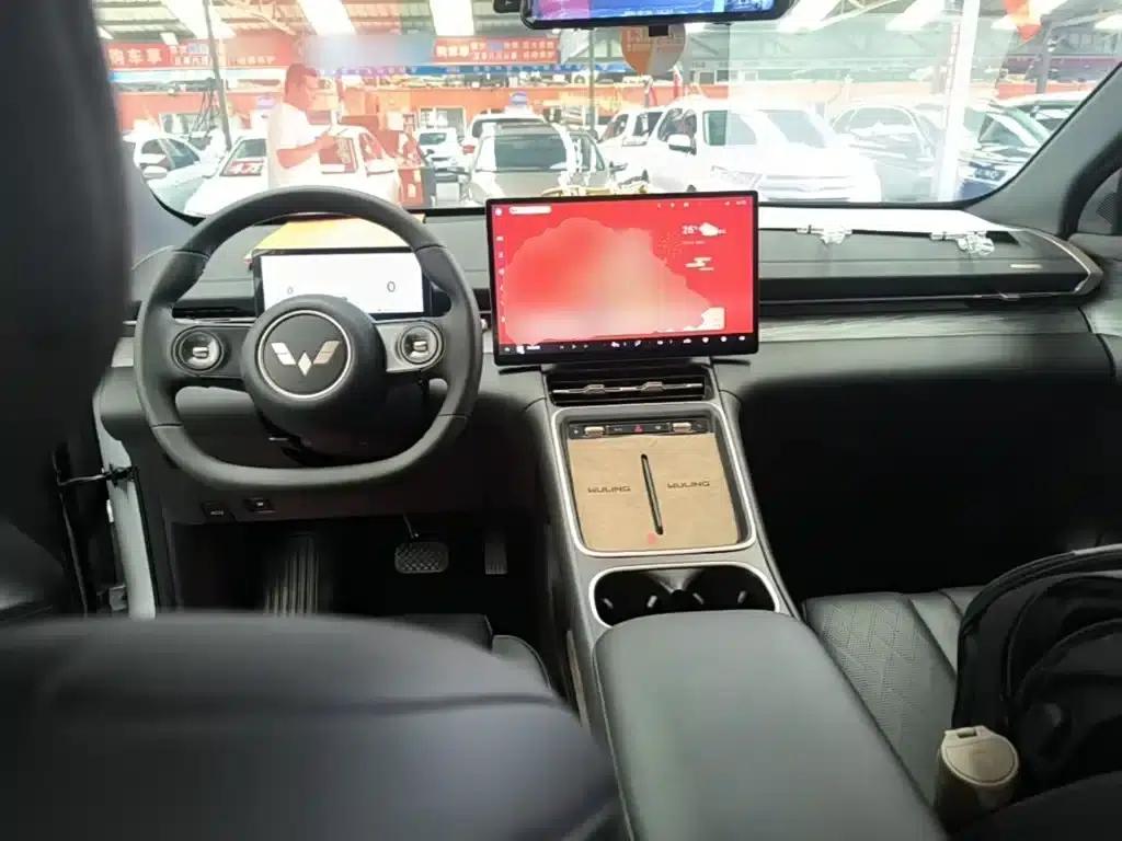 Wuling Xingguang S 2024 Model 130km Flagship Edition — миниатюра 10