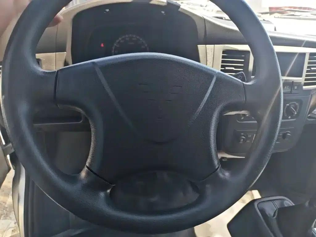 Wuling Sunshine 2023 1.5L Practical 5/7 Seat — миниатюра 11