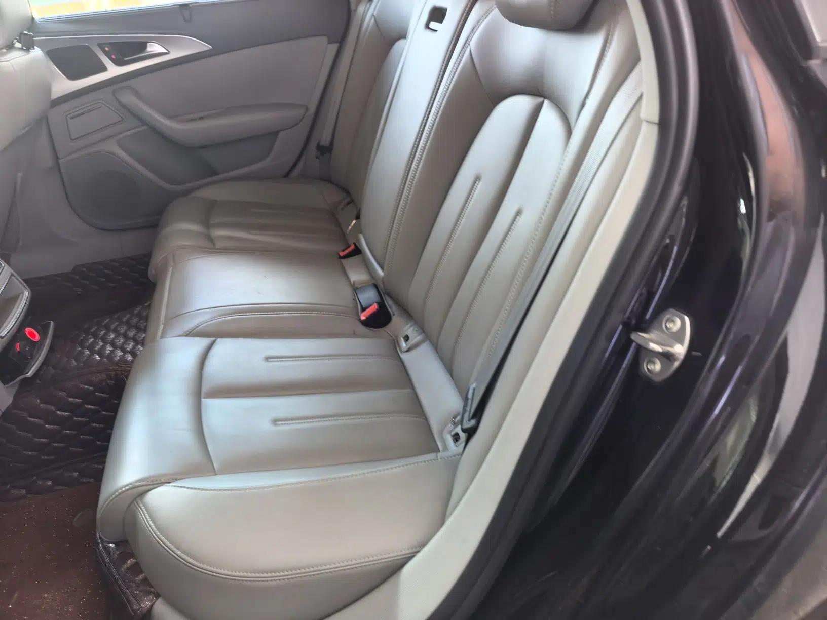 Audi A6L 2012 TFSI Standard Model — миниатюра 17