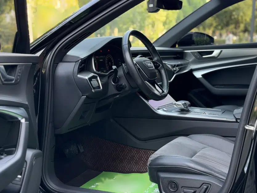 Audi A6L 2022 40 TFSI Luxury Dynamic Model — миниатюра 8