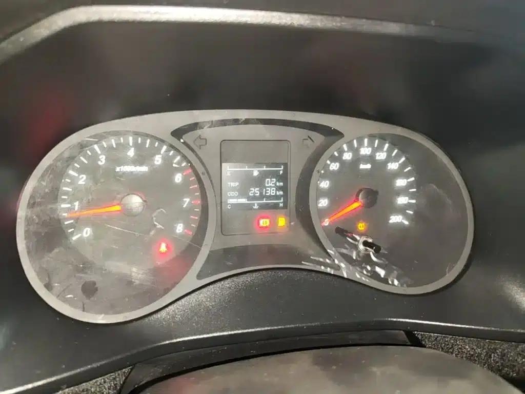Wuling Hongguang PLUS 2020 1.5L Manual Standard 5-Seater — миниатюра 12