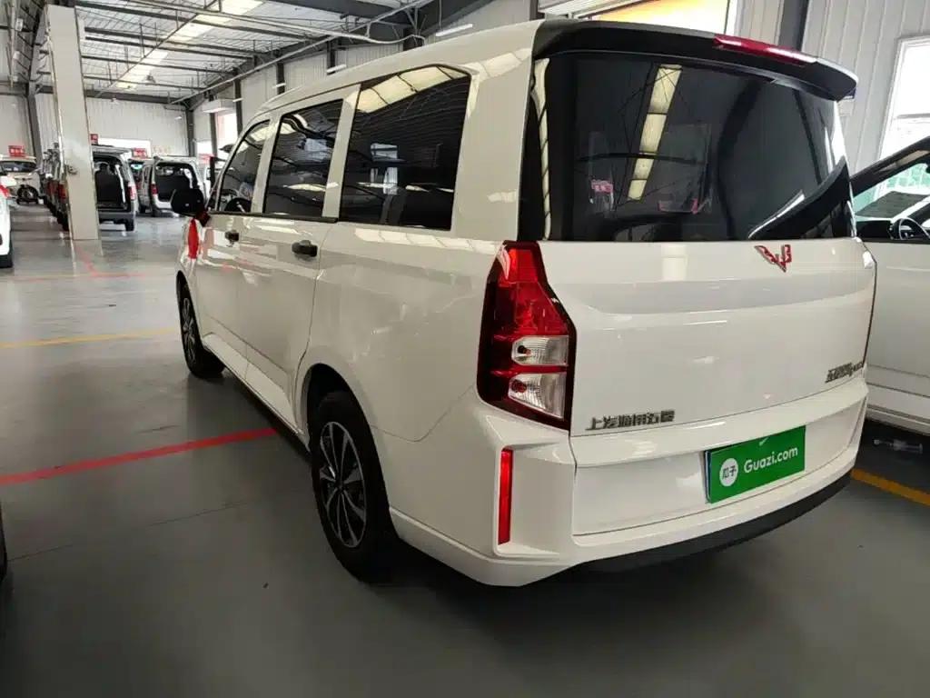 Wuling Hongguang PLUS 2020 1.5L Manual Standard 5-Seater — миниатюра 5