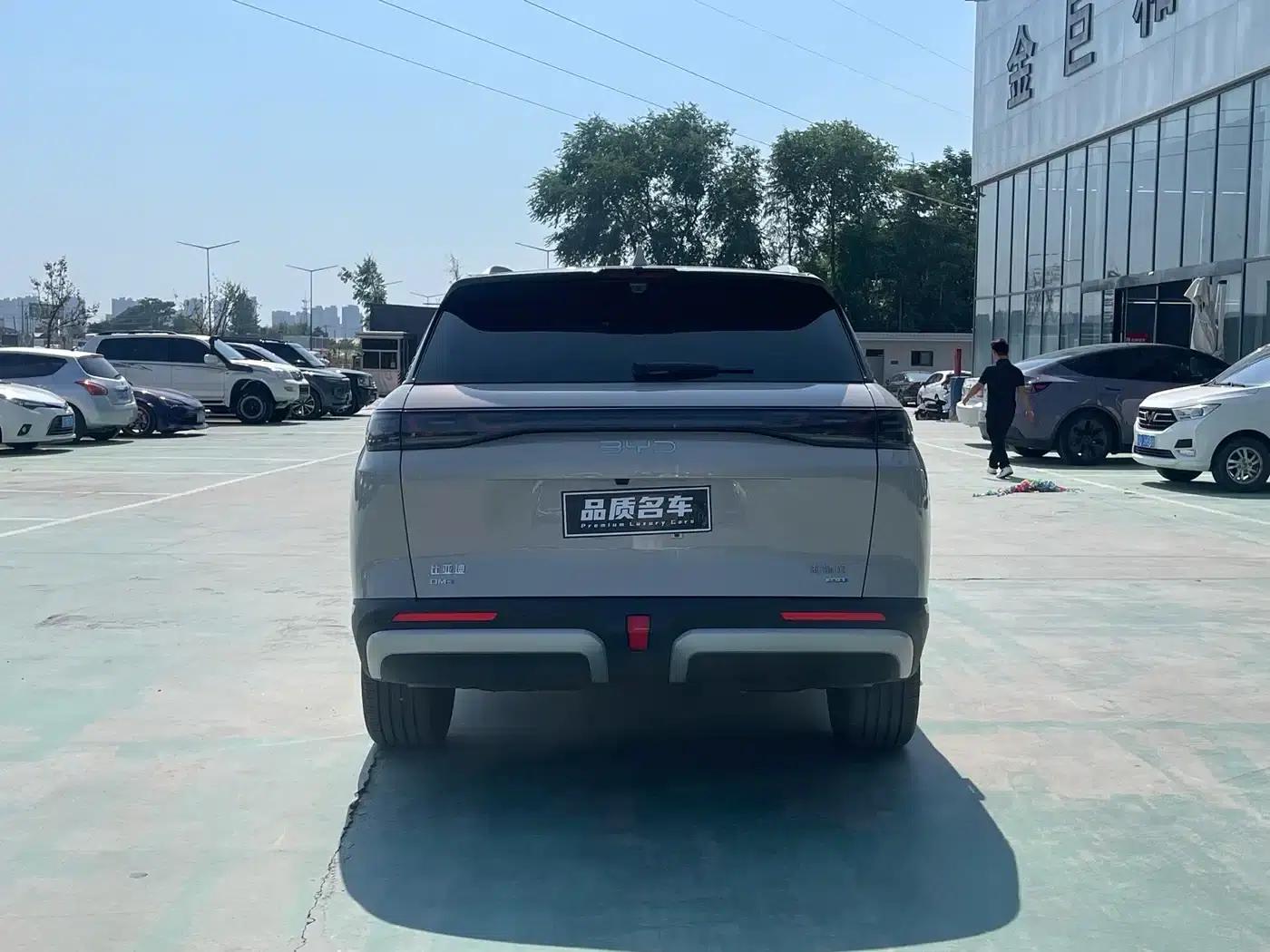 Hiace 07 DM-i 2025 Model 150 Navigator+ Edition — миниатюра 15