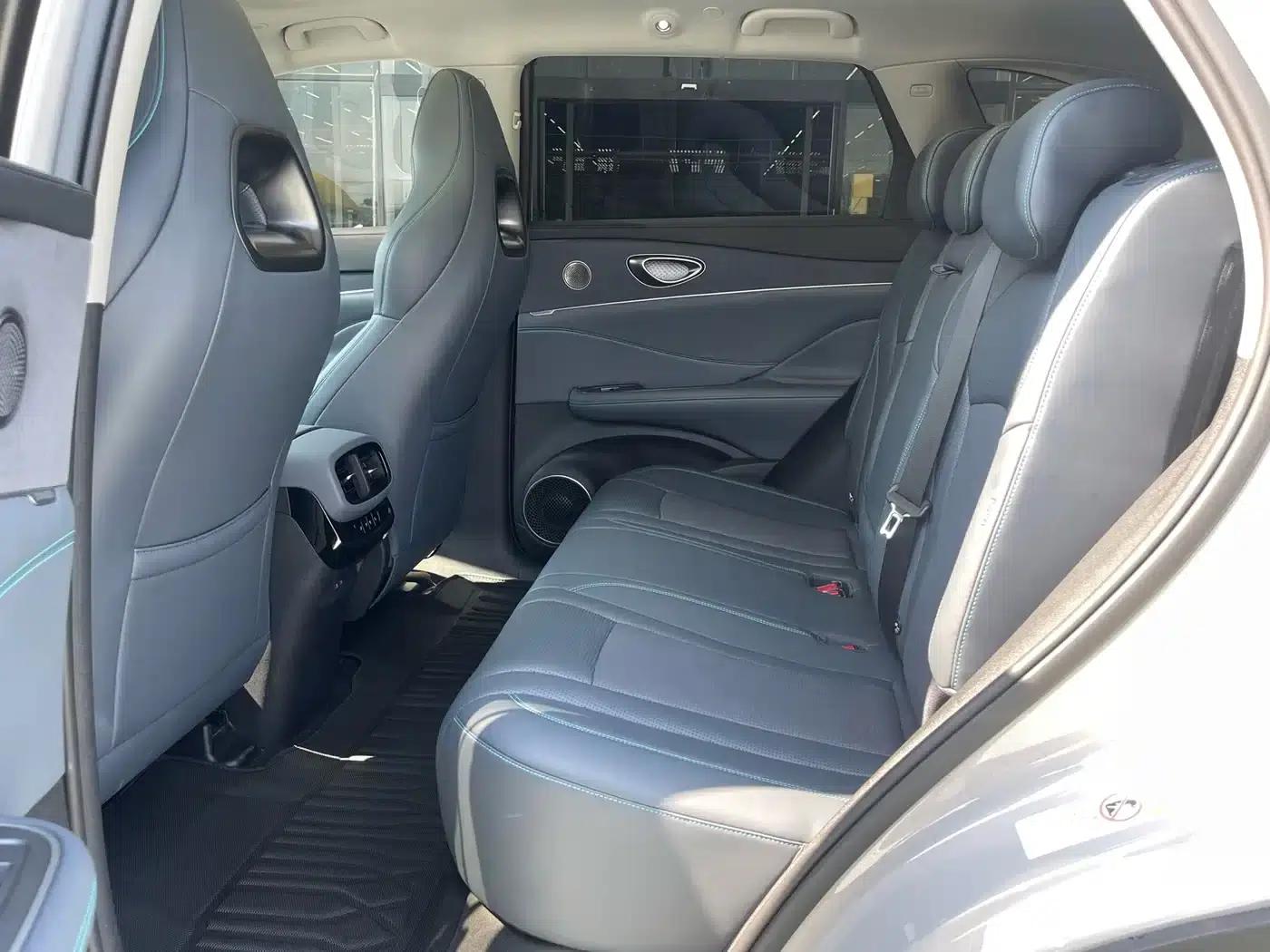 Hiace 07 DM-i 2025 Model 150 Navigator+ Edition — миниатюра 6