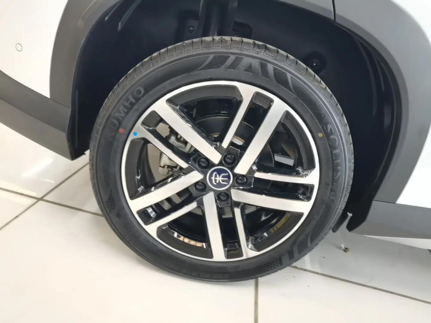 BYD Song L DM-i 2025 Intelligent Driving Version 112 km Beyond-Range Type — миниатюра 11