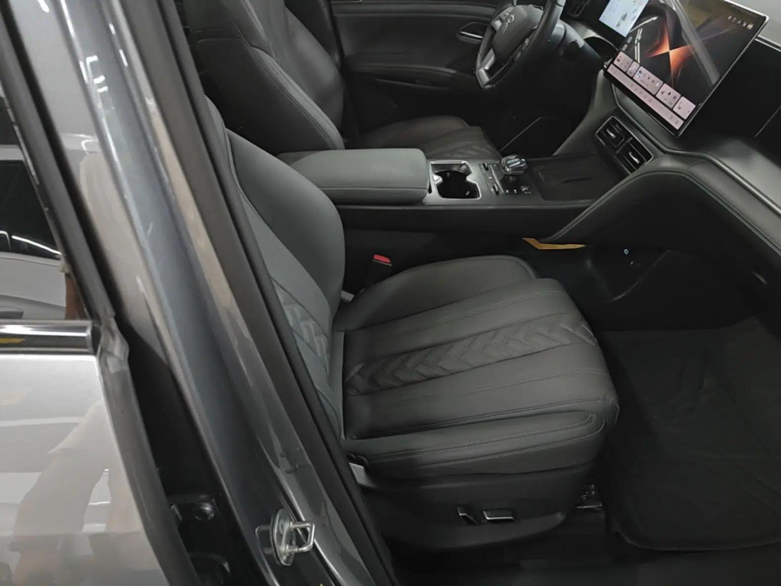 BYD Song L DM-i 2025 Intelligent Driving Version 160 km Beyond-Range Type — миниатюра 24