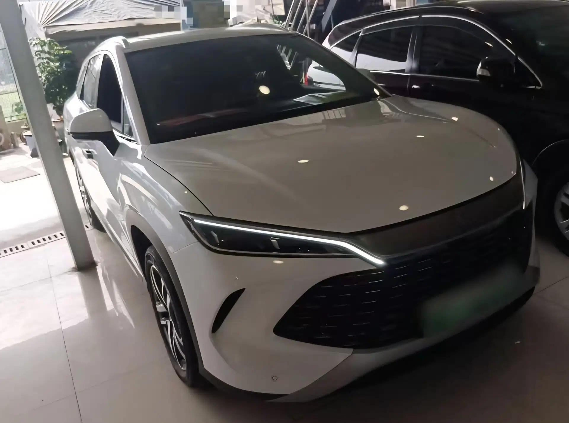 BYD Song L DM-i 2024 112 km Beyond Edition — миниатюра 3