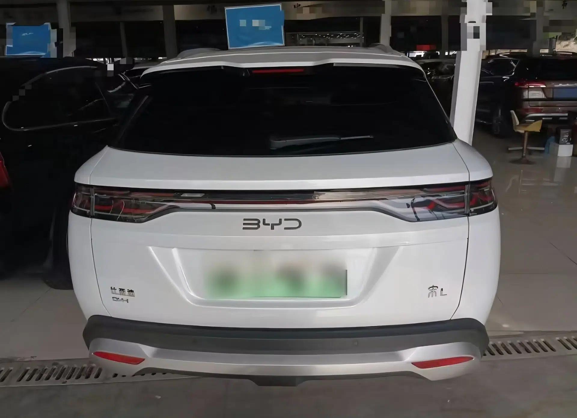 BYD Song L DM-i 2024 112 km Beyond Edition — миниатюра 5