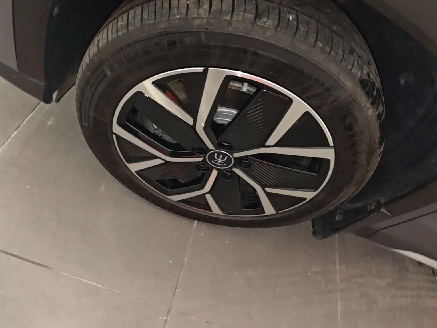 BYD Song L DM-i 2025 Intelligent Driving Version 160 km Beyond-Range Type — миниатюра 10